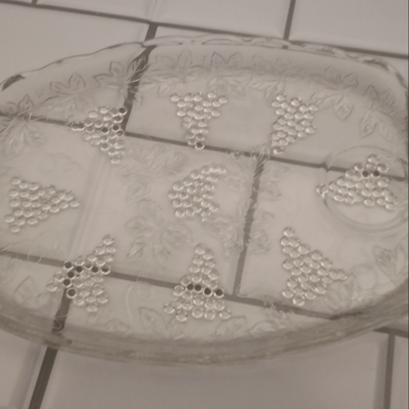 Vintage Anchor Hocking Snack Set Grapes & Leaves 8 pc cup&plate in original box - Picture 5 of 8